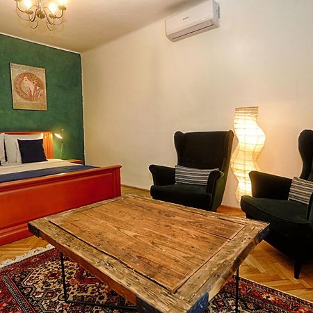 Union Square Apartment By Nux Клуж-Напока Экстерьер фото